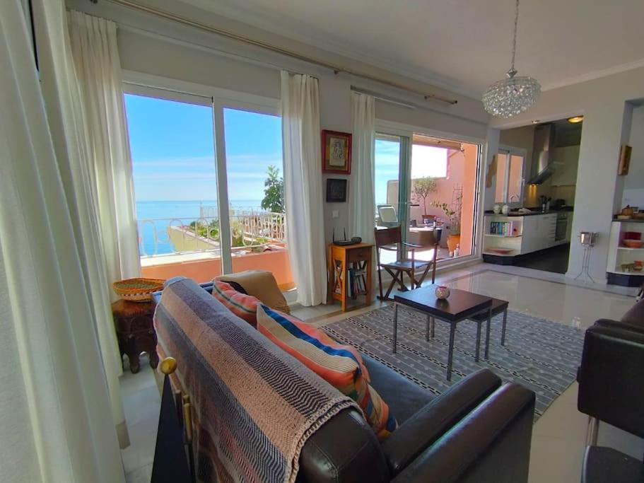 Amazing 3 Bedroom Townhouse Close To Burriana, Nerja Exterior photo